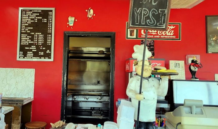 Roys Squeeze Inn - From Web Listing (newer photo)